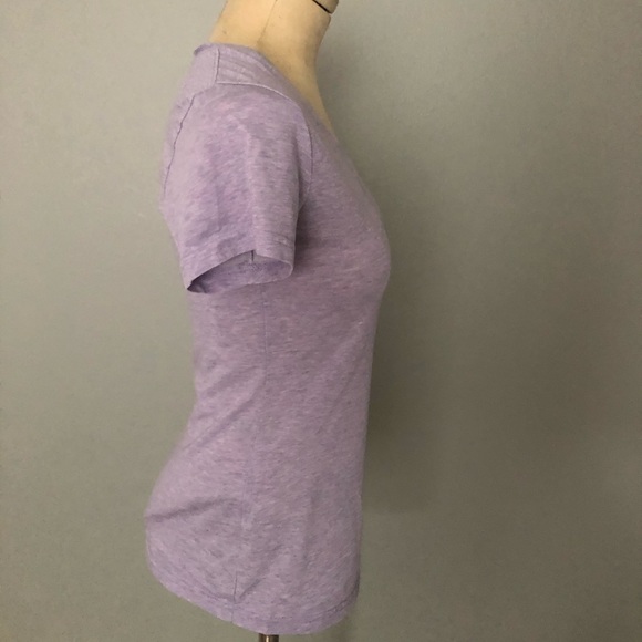 Nike workout drifit shirt - Picture 4 of 8